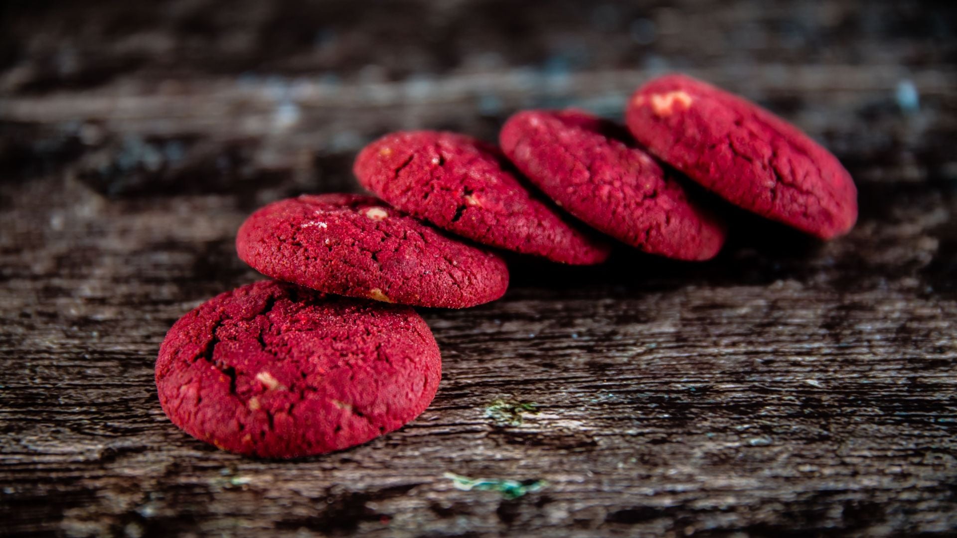 Crispy Velvet Cookies