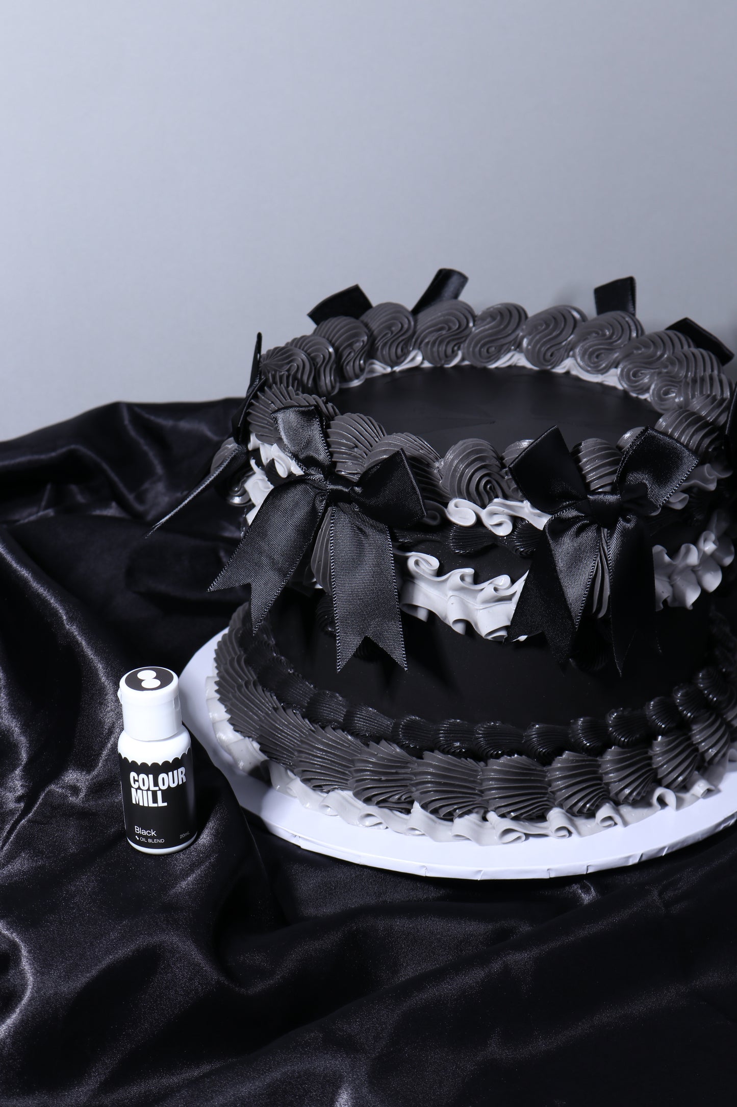 Colour Mill Black Oil Based Colouring 20ml