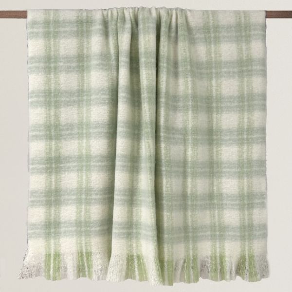 Green Darcy Throw 130x160cm